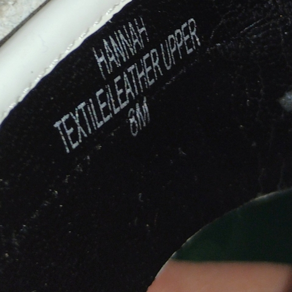 Guess Vintage “Hannah” Black Women’s Heels w/ Authentic Charms size 8 - Picture 9 of 9